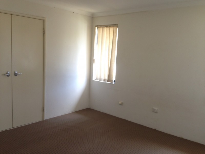 3/205-207 Sevenoaks Street, Cannington WA 6107