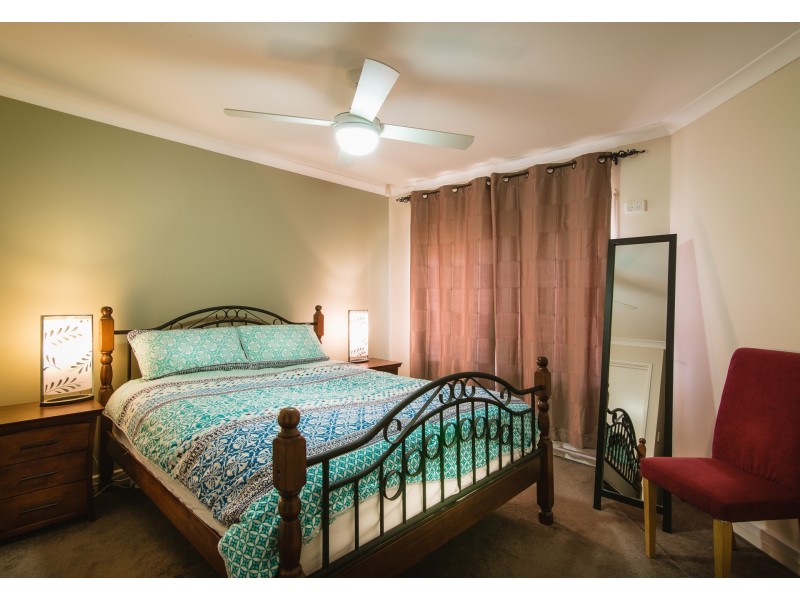 4/268 Wharf Street, Queens Park WA 6107