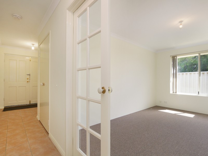 1/16 Bignell Place, Redcliffe WA 6104
