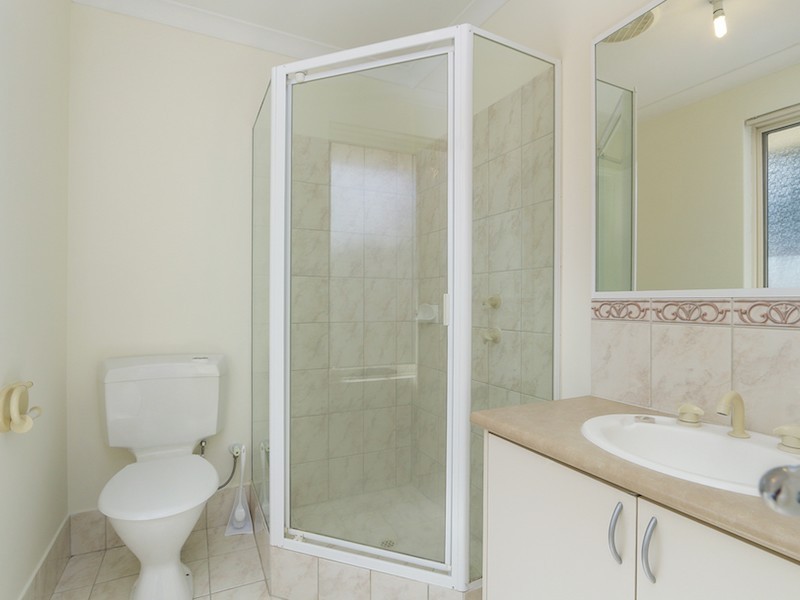 1/16 Bignell Place, Redcliffe WA 6104