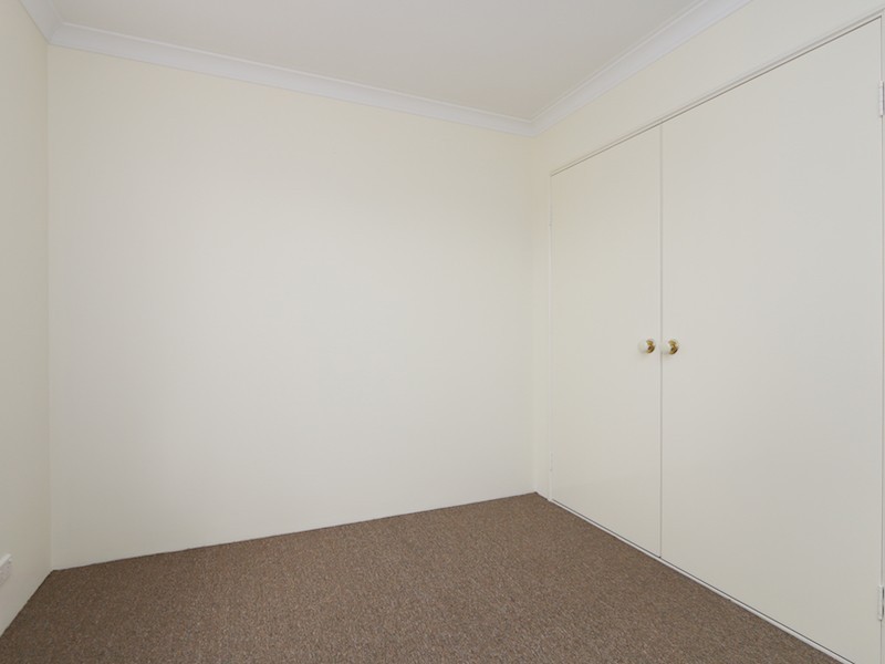 1/16 Bignell Place, Redcliffe WA 6104