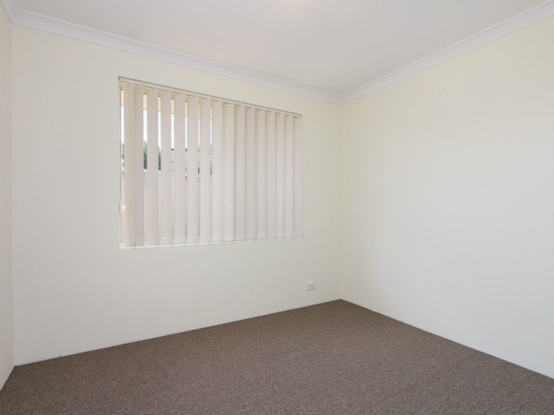 1/16 Bignell Place, Redcliffe WA 6104