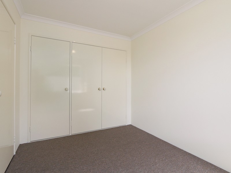 1/16 Bignell Place, Redcliffe WA 6104