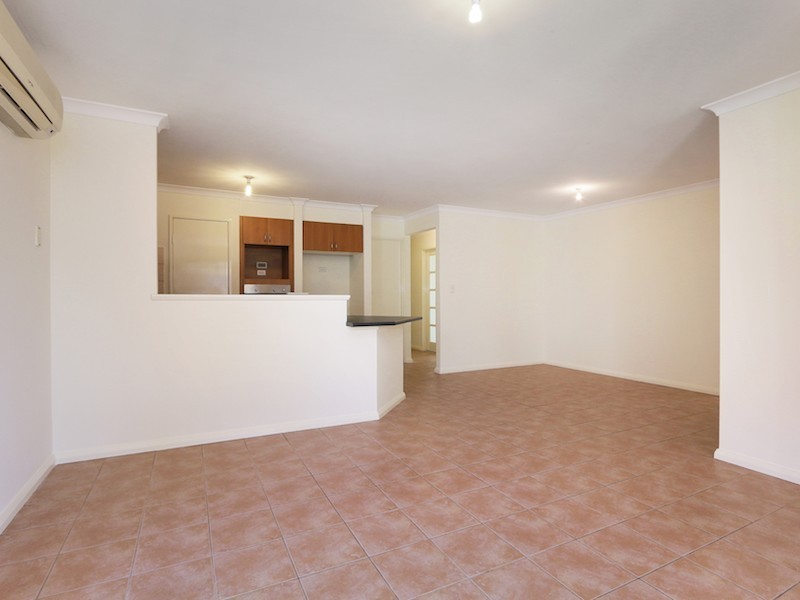1/16 Bignell Place, Redcliffe WA 6104