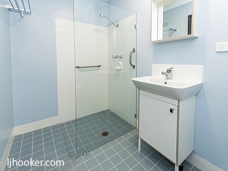 8/53 Chapman Road, Bentley WA 6102