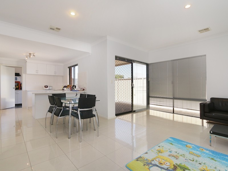 8C Isobel Street, Bentley WA 6102