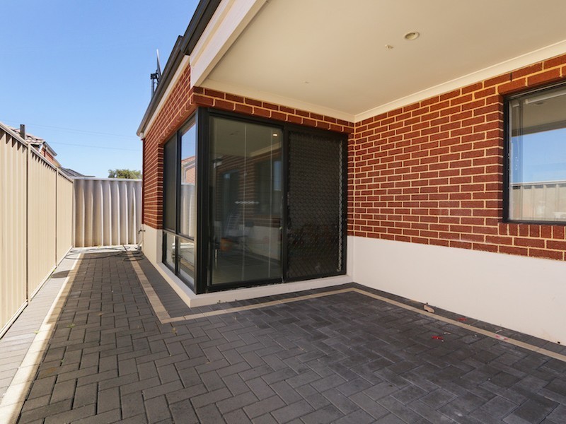 8C Isobel Street, Bentley WA 6102