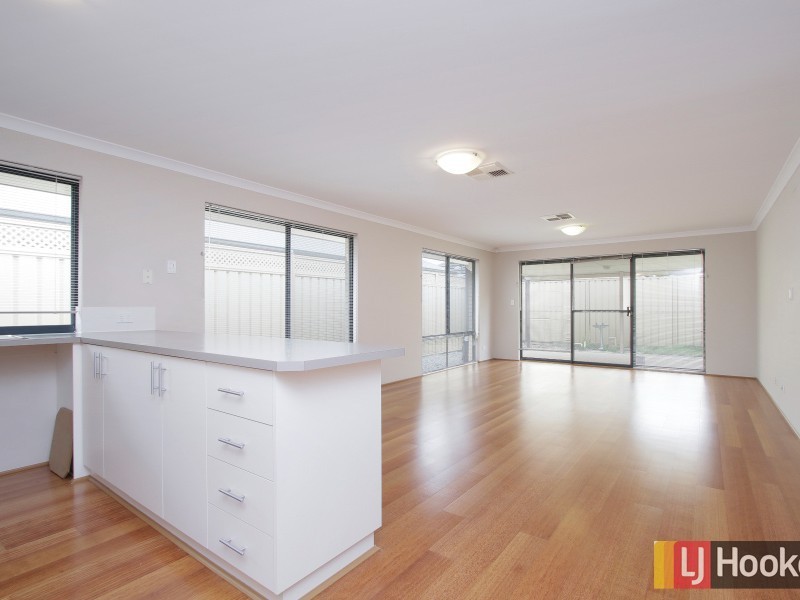 93 Comrie Road, Canning Vale WA 6155