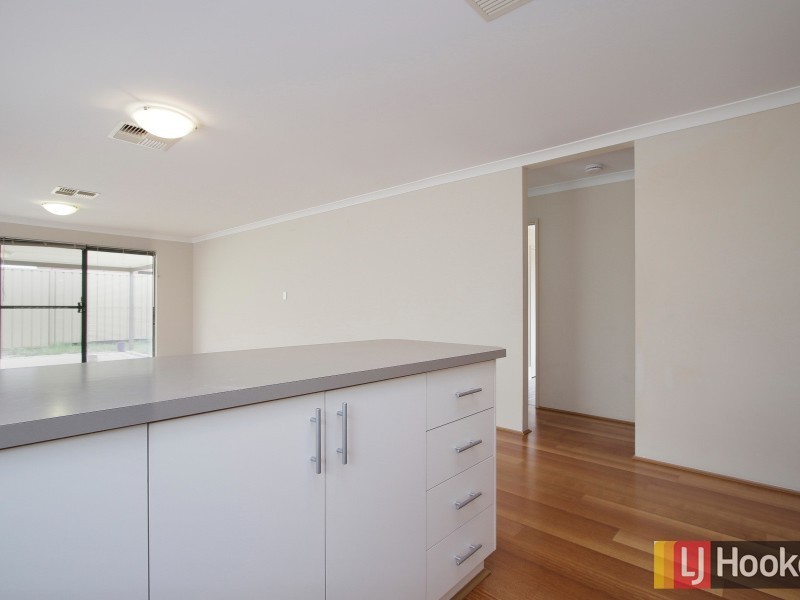 93 Comrie Road, Canning Vale WA 6155