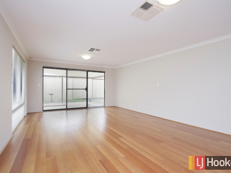 93 Comrie Road, Canning Vale WA 6155