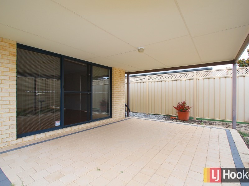 93 Comrie Road, Canning Vale WA 6155