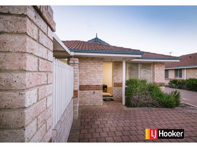 1/15 Quinn Avenue, Bentley WA 6102