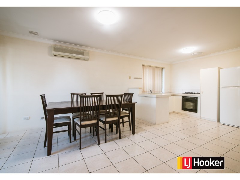 1/15 Quinn Avenue, Bentley WA 6102