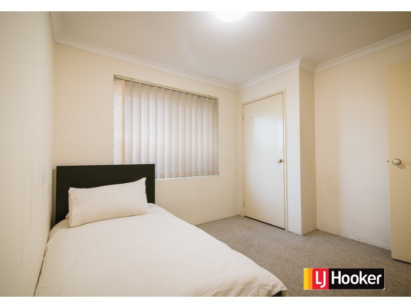1/15 Quinn Avenue, Bentley WA 6102