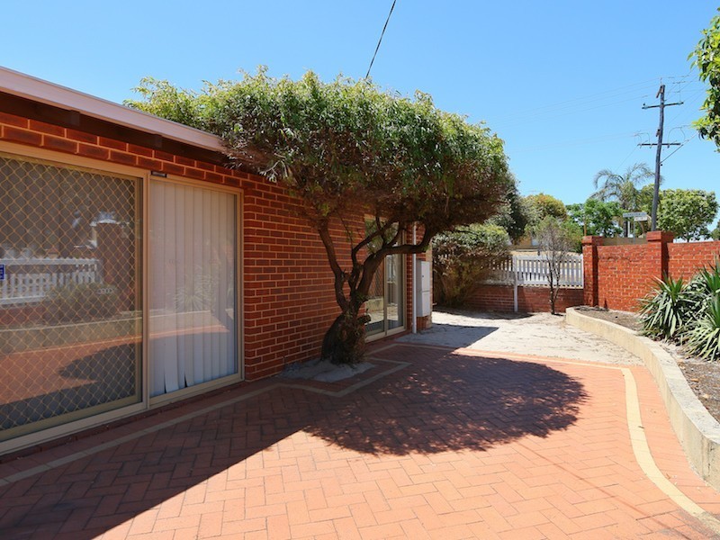 1/65 McMillan Street, Victoria Park WA 6100