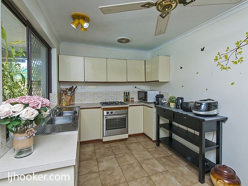 62 Murdoch Road, Thornlie WA 6108