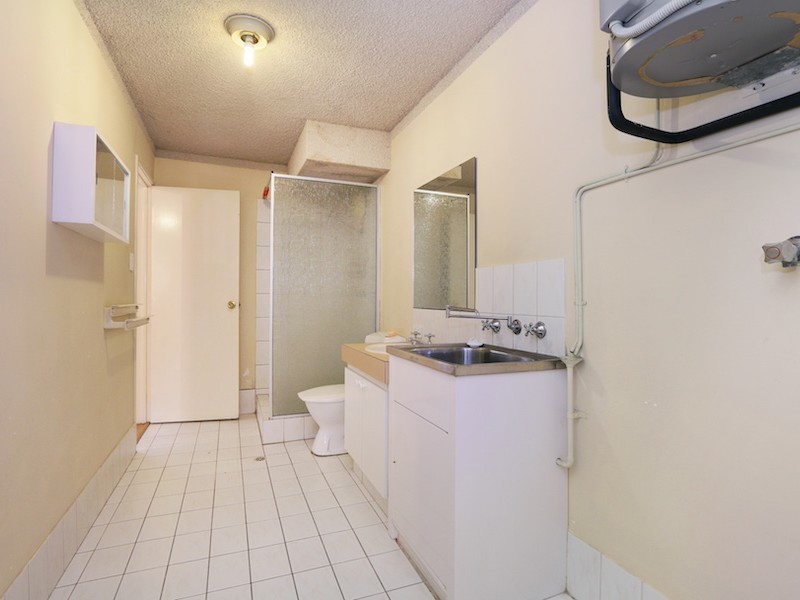 13/2 Mitchell Street, Bentley WA 6102