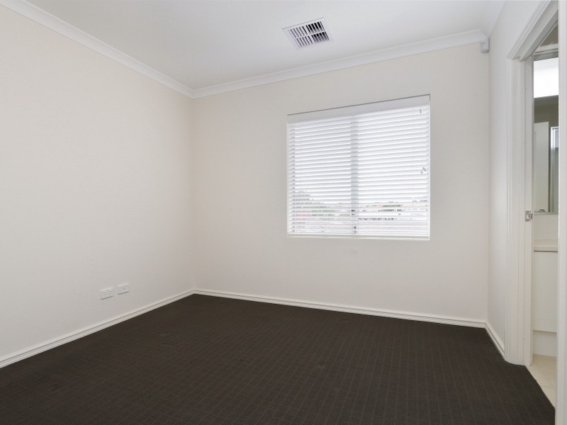 2/10 Leonard Street, Victoria Park WA 6100