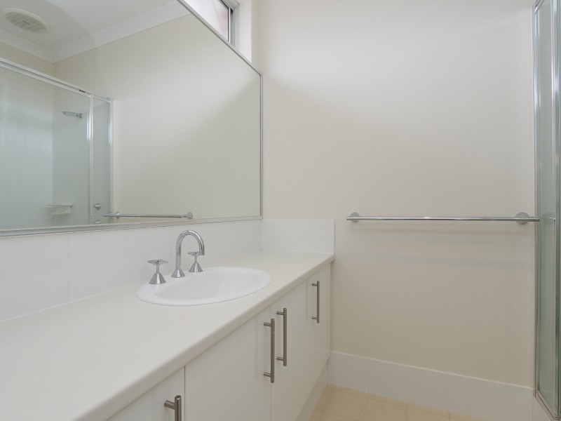 2/10 Leonard Street, Victoria Park WA 6100