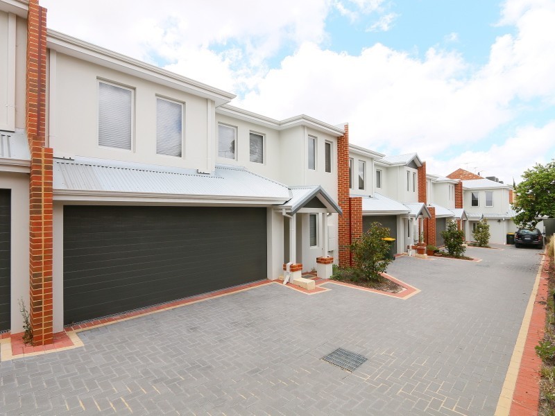 2/10 Leonard Street, Victoria Park WA 6100