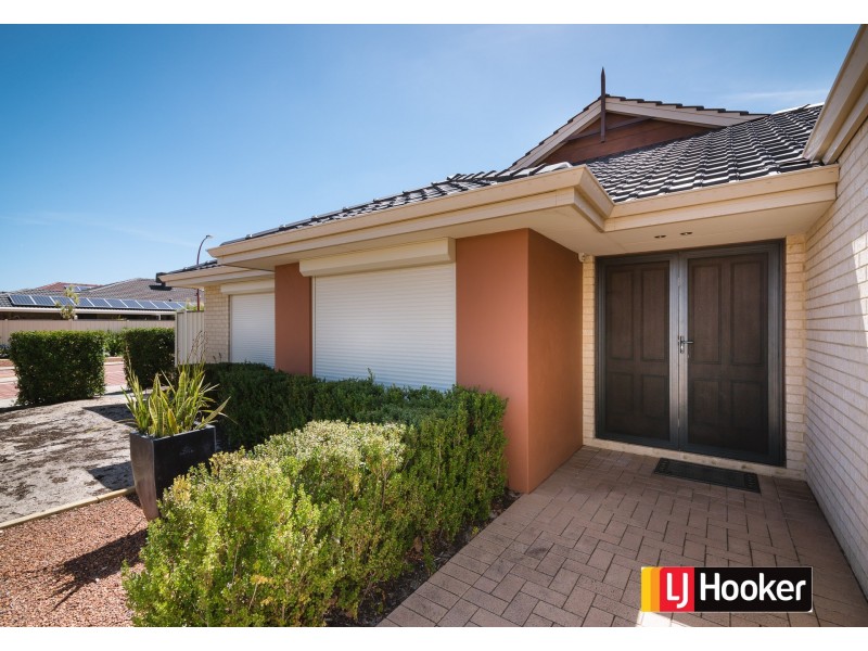 11 Ashtree Boulevard, Wattle Grove WA 6107