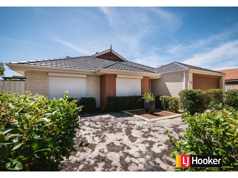 11 Ashtree Boulevard, Wattle Grove WA 6107