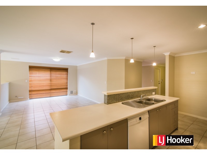 11 Ashtree Boulevard, Wattle Grove WA 6107