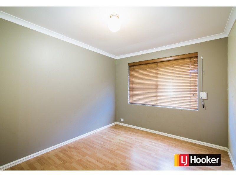 11 Ashtree Boulevard, Wattle Grove WA 6107