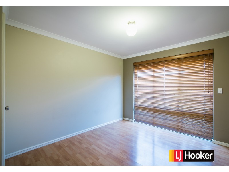 11 Ashtree Boulevard, Wattle Grove WA 6107