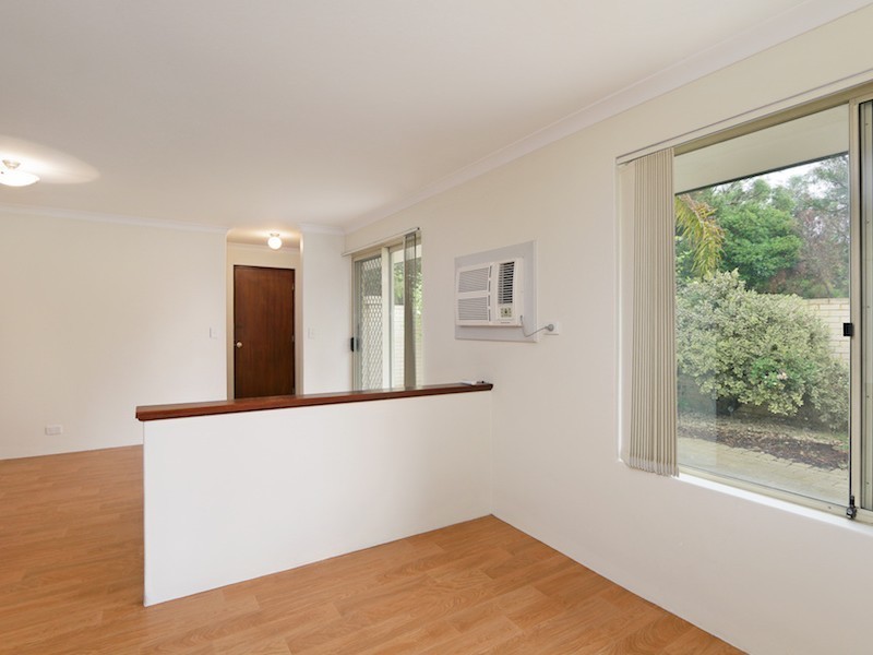 1/2 Braibrise Road, Wilson WA 6107