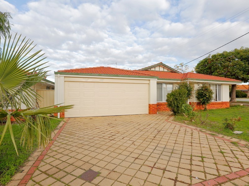 50 Cross Street, Queens Park WA 6107