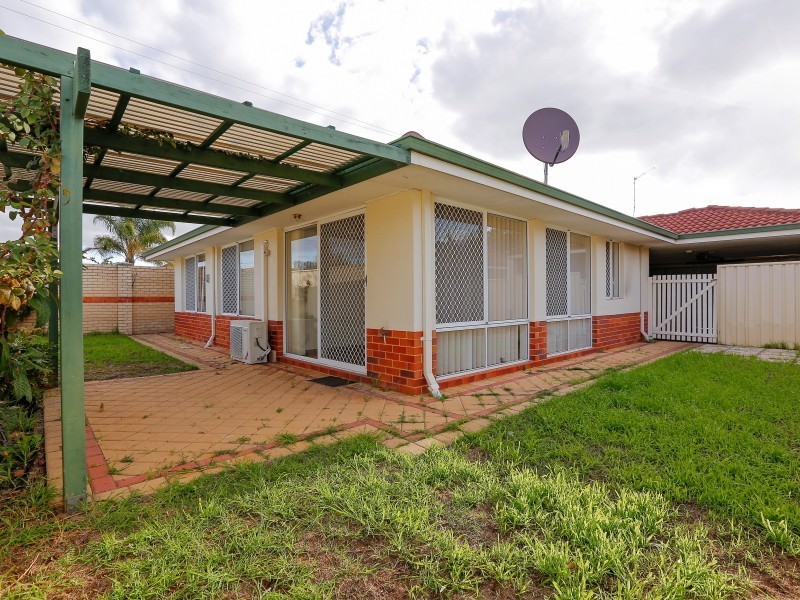 50 Cross Street, Queens Park WA 6107