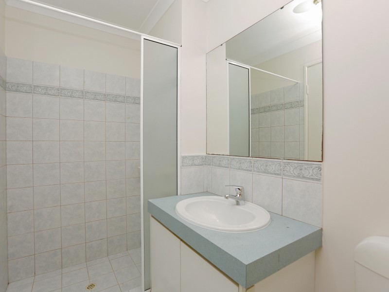 50 Cross Street, Queens Park WA 6107