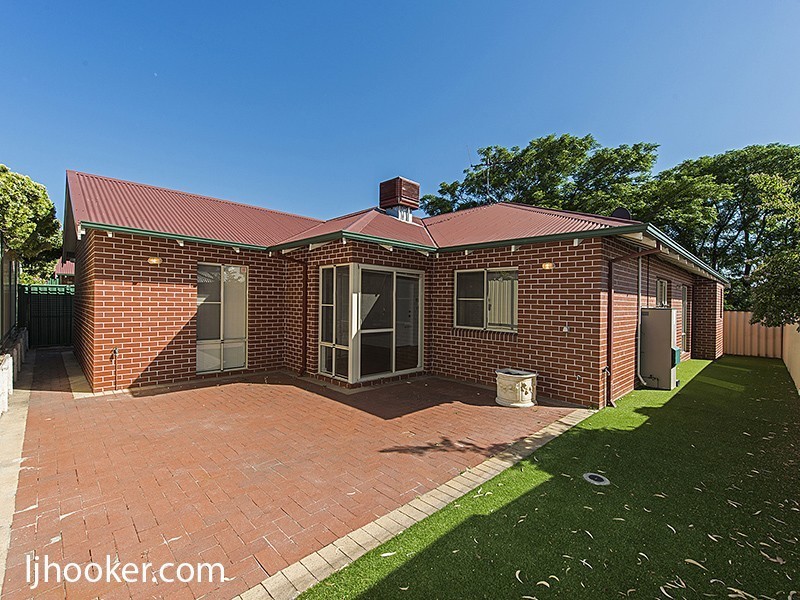 16C Rathay Street, Victoria Park WA 6100