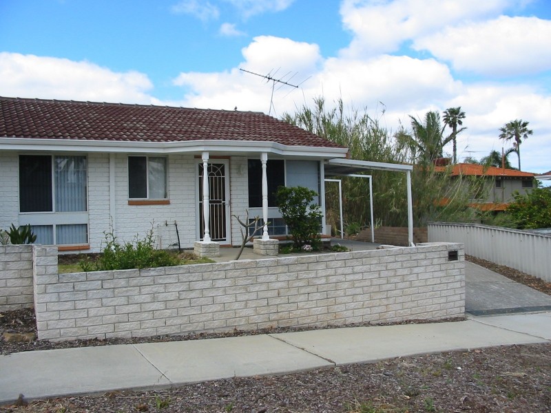 1/3 Thelma Street, Como WA 6152