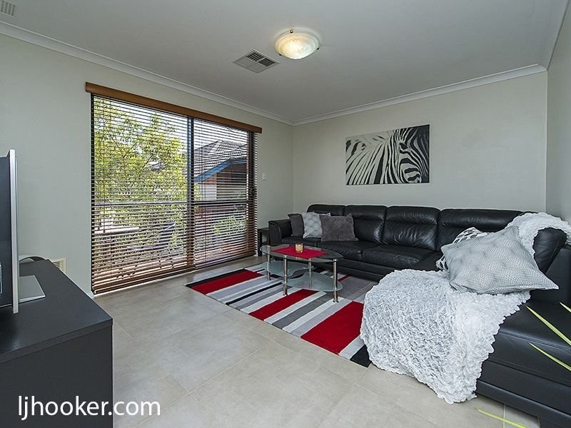 15/8 King George Street, Victoria Park WA 6100