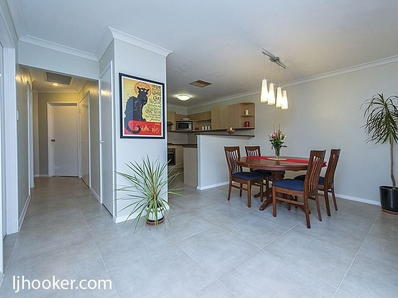 15/8 King George Street, Victoria Park WA 6100