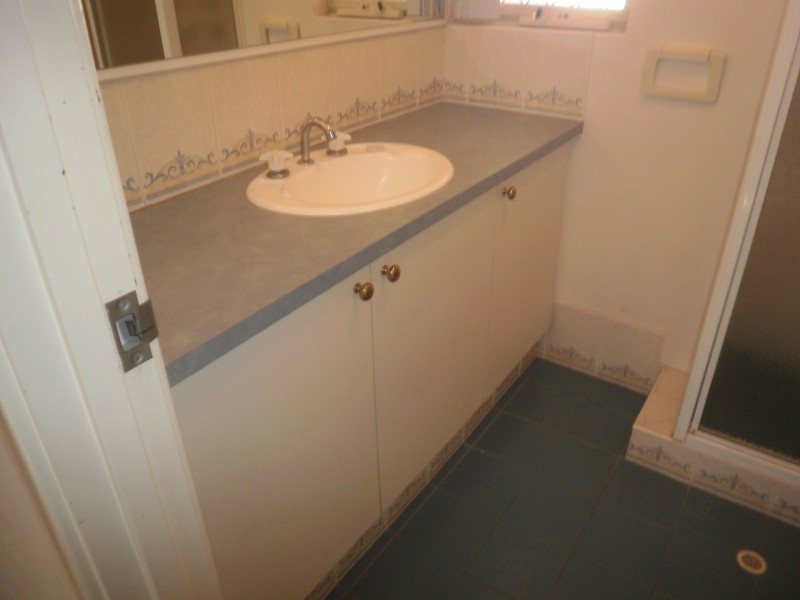 4/278 Wharf Street, Queens Park WA 6107