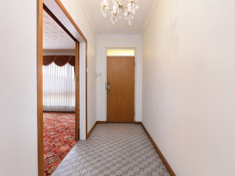 7 Stonehouse Crescent, Bentley WA 6102