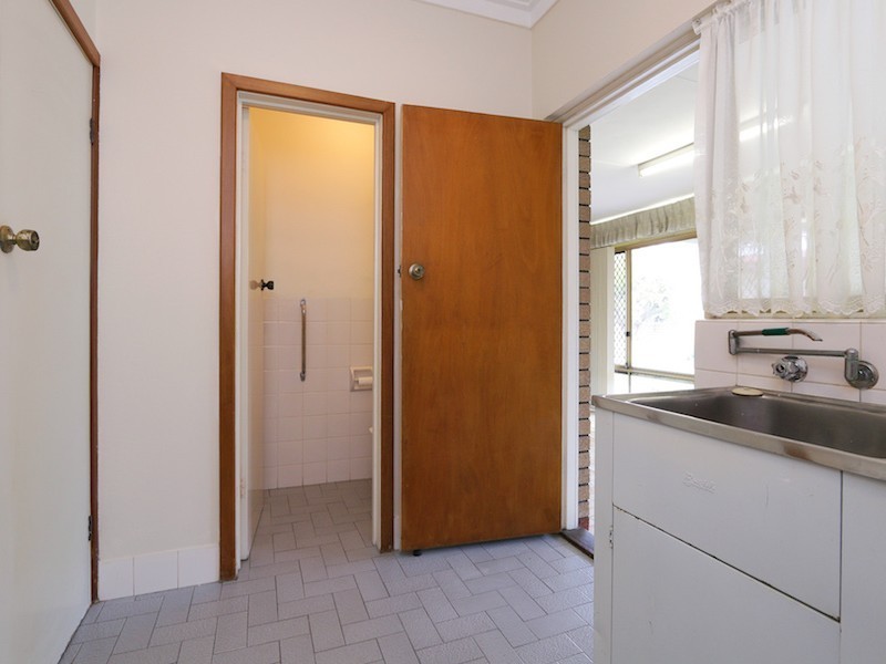 7 Stonehouse Crescent, Bentley WA 6102