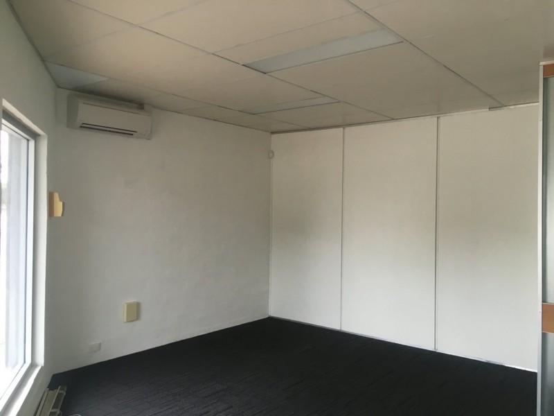 1/17 Welshpool Road, St James WA 6102