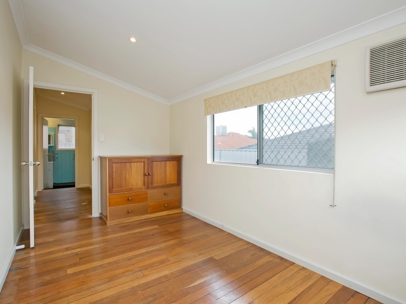 72 Leach Highway, Wilson WA 6107