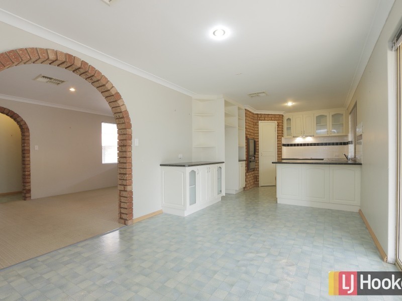 8/7 Tarun Court, Cannington WA 6107
