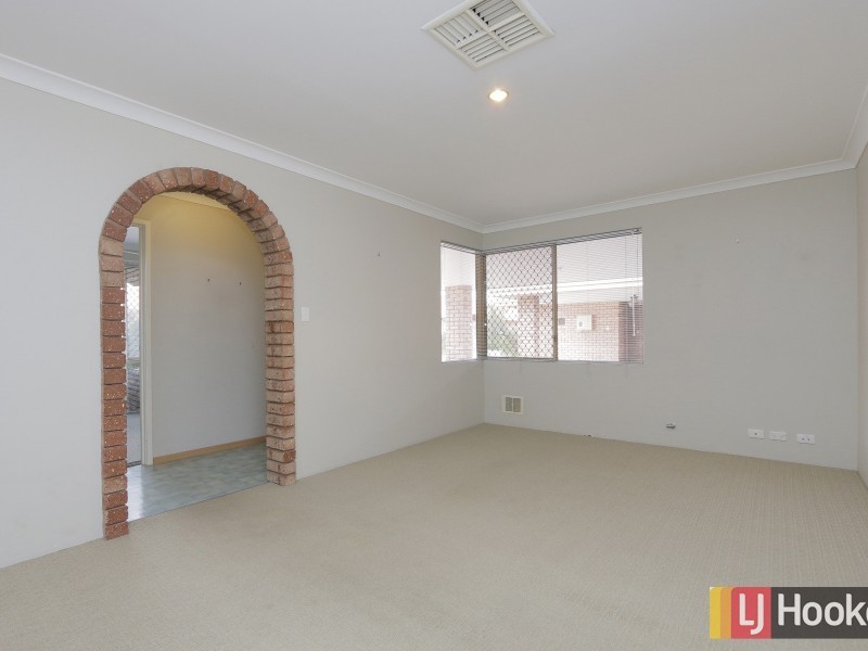 8/7 Tarun Court, Cannington WA 6107
