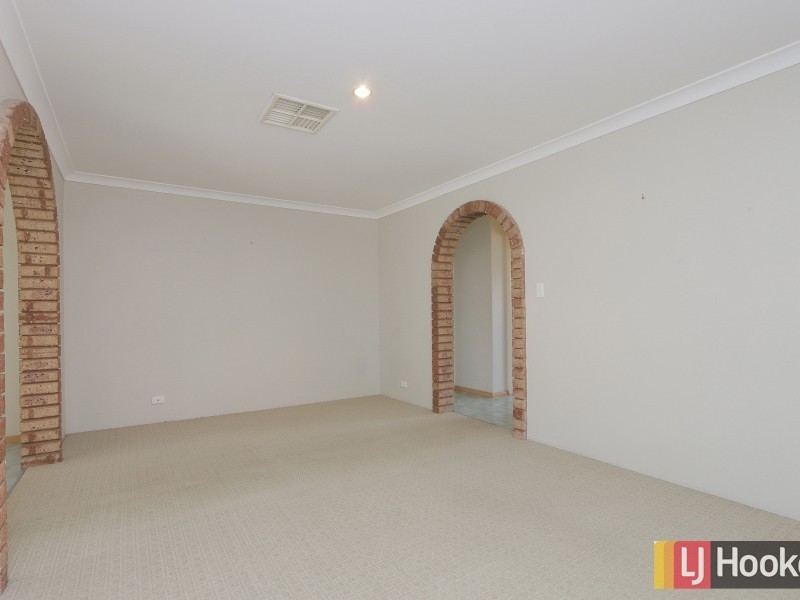 8/7 Tarun Court, Cannington WA 6107