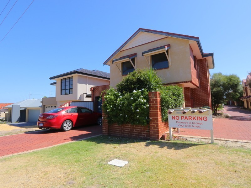 10/8 Hillcrest Road, Kewdale WA 6105