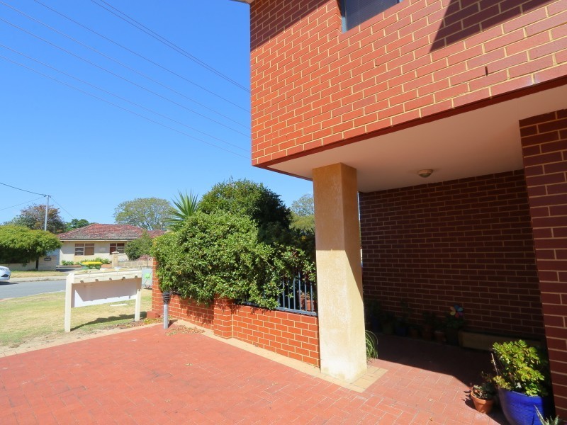 10/8 Hillcrest Road, Kewdale WA 6105