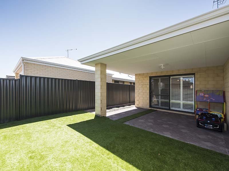 5 Vienta Street, Aveley WA 6069