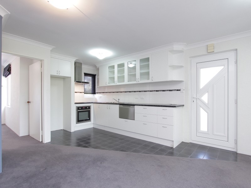 7/32 Garland Street, Victoria Park WA 6100