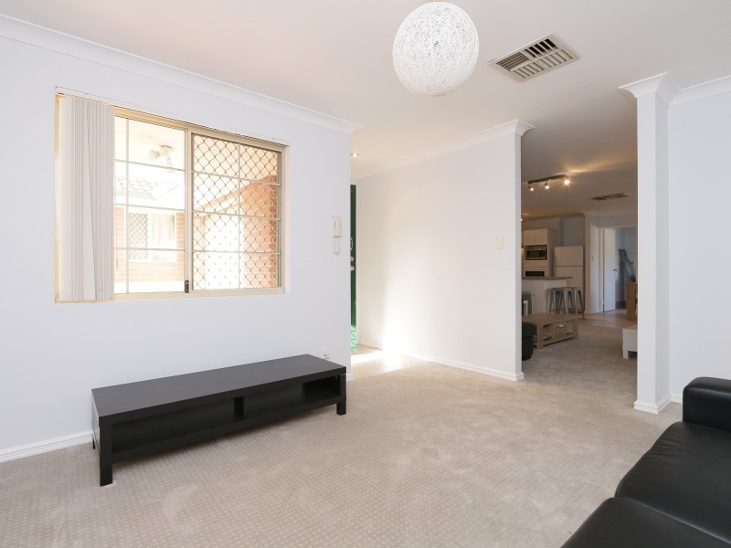 8/40 Wyong Road, Bentley WA 6102